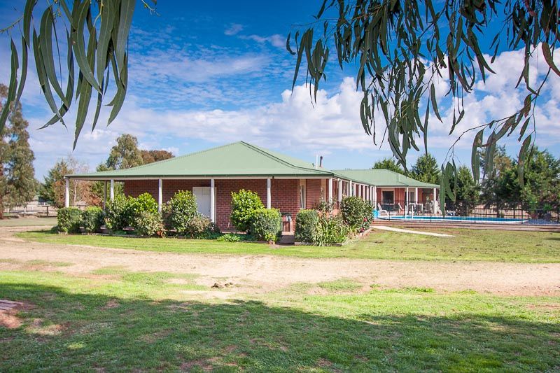 141 GARTH RD, CARLSRUHE VIC 3442, Image 2