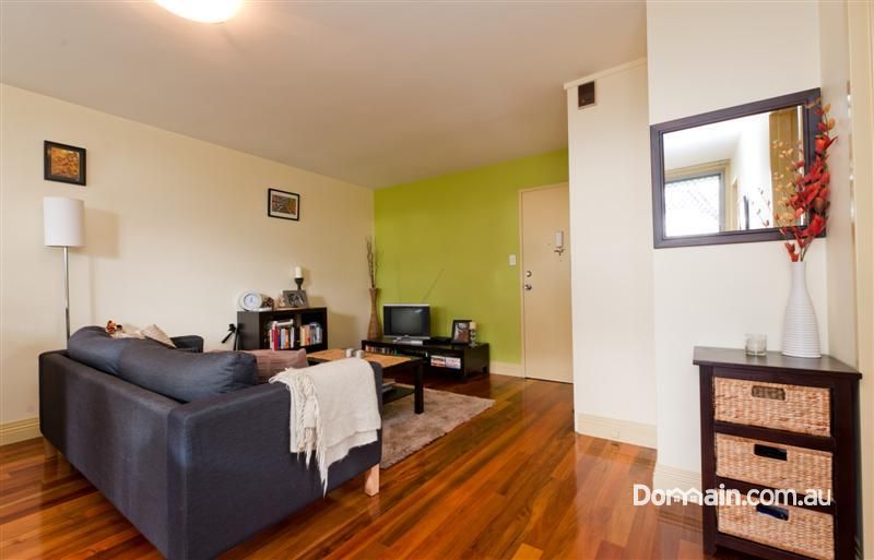 3/5 Stowell Avenue, BATTERY POINT TAS 7004, Image 2