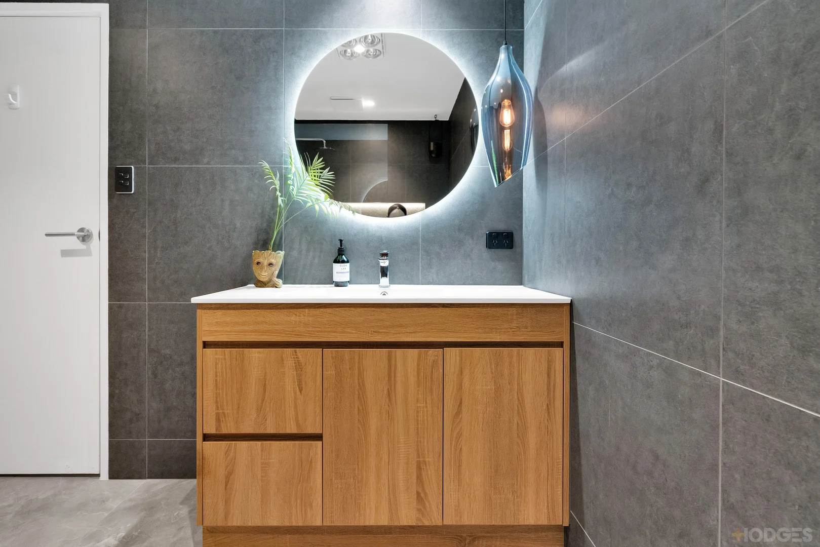 Additional image 9 of 1/130 Warrigal Road, Mentone VIC 3194