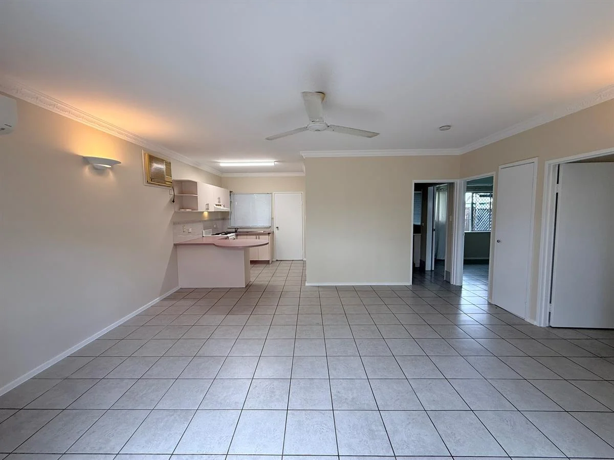 Additional image 4 of 9/389-397 McCoombe Street, Mooroobool QLD 4870