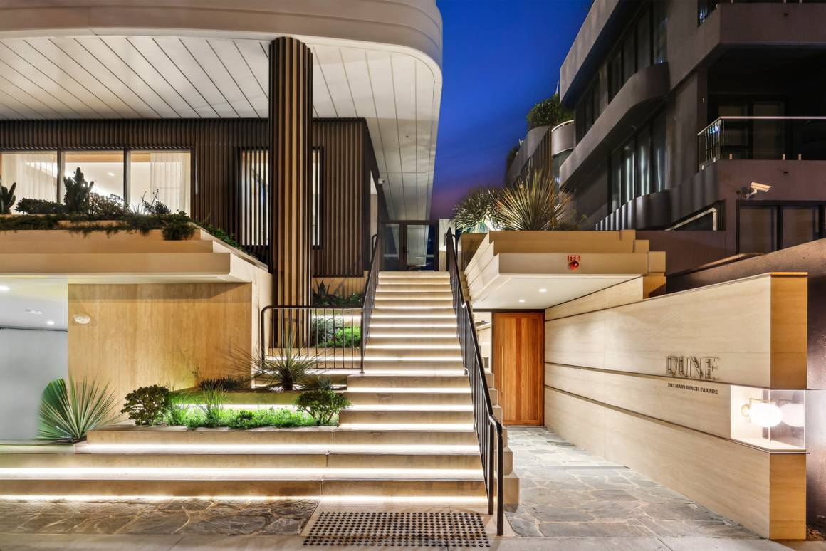 701/3513 Main Beach Parade Main Beach 4217 - Image 3