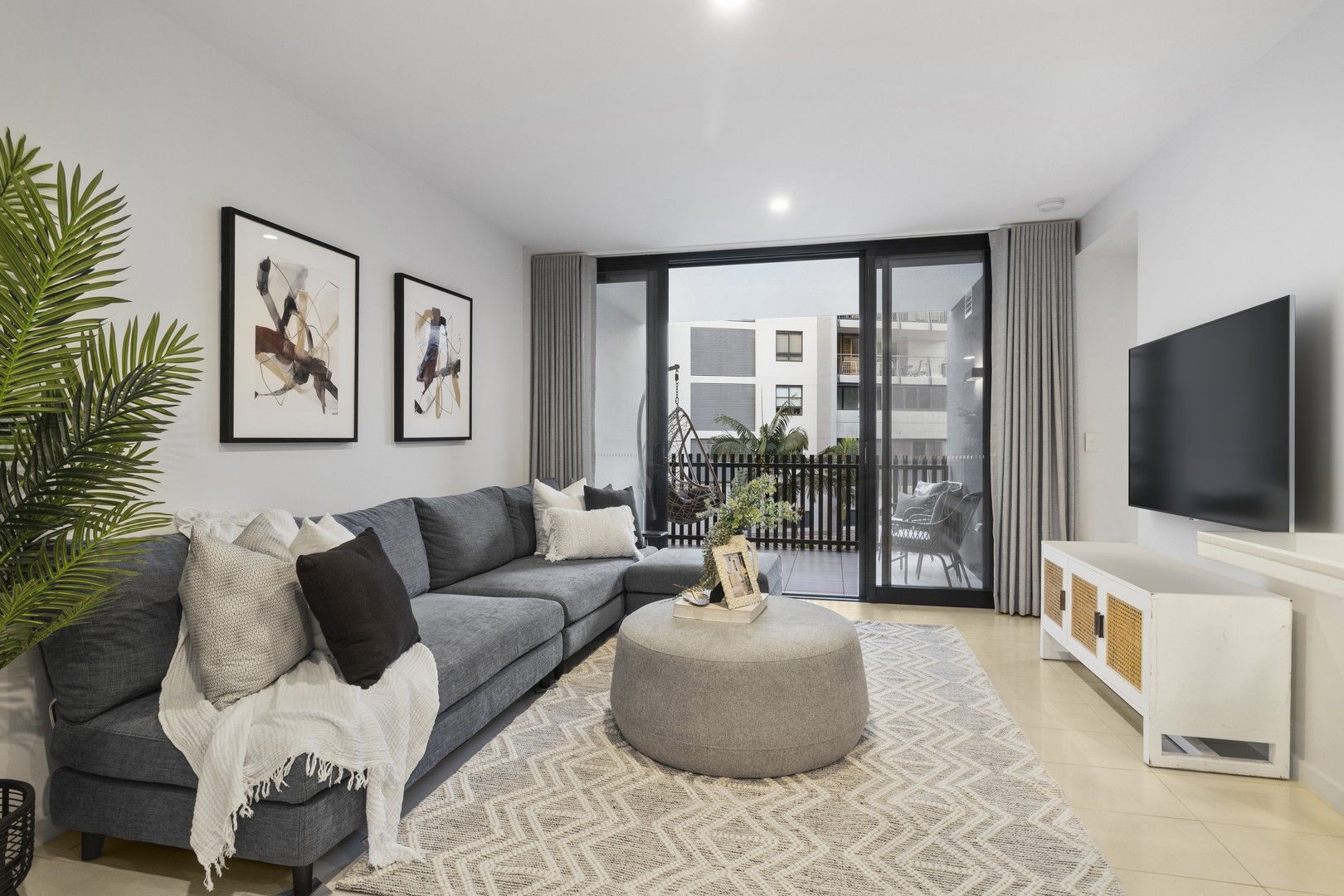 3 bedrooms Apartment / Unit / Flat in 4203/15 Anderson Street KANGAROO POINT QLD, 4169