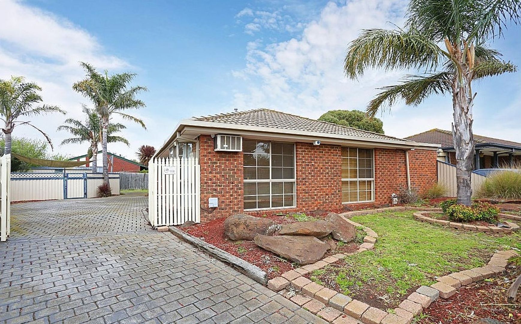 1 Tweed Court, Werribee Property History & Address Research Domain