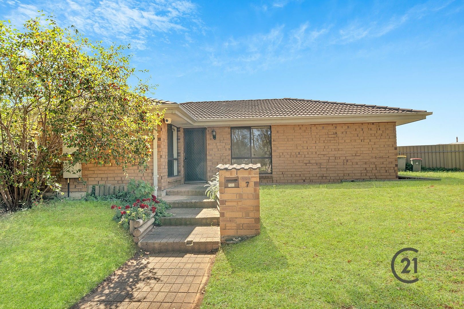 3 bedrooms House in 7 Bolivia Crescent PARALOWIE SA, 5108