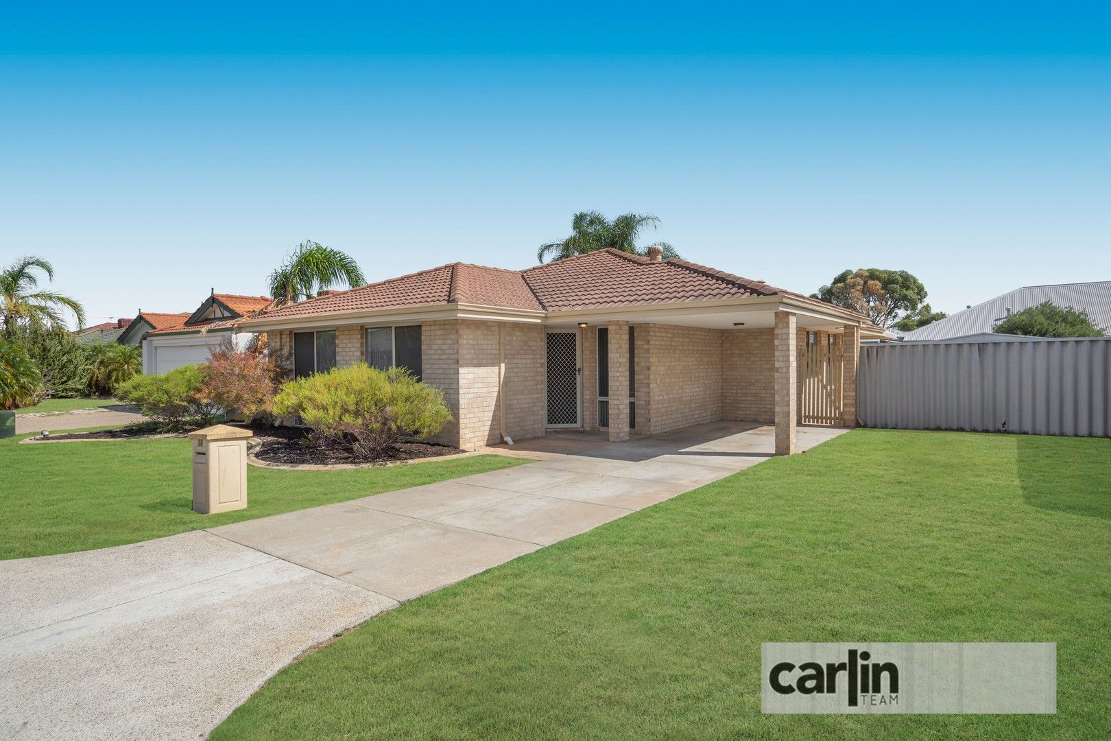 3 bedrooms House in 14 Excelsior Meander WARNBRO WA, 6169