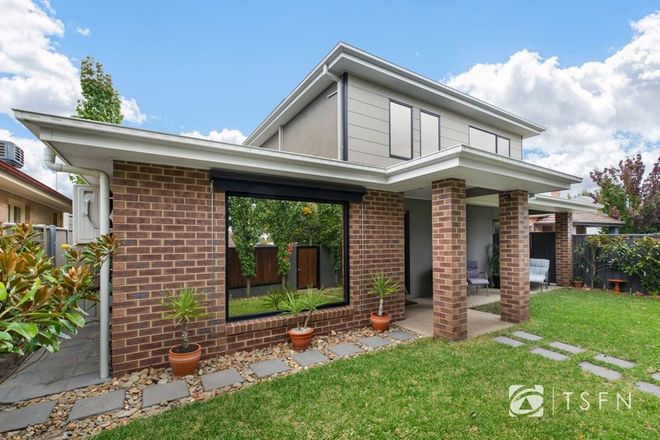 Picture of 1/35 Sternberg Street, KENNINGTON VIC 3550