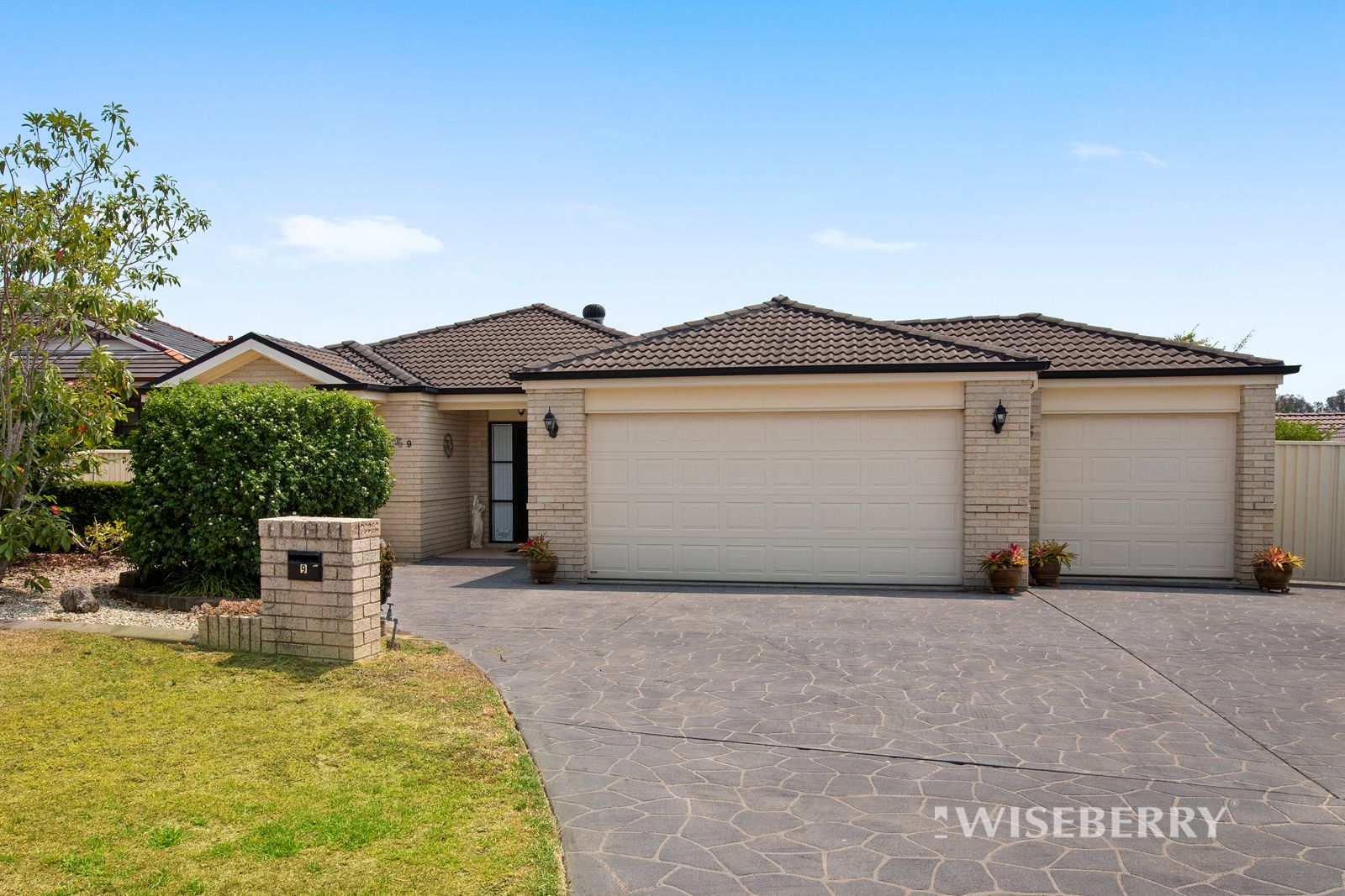 9 Dean Avenue, Kanwal NSW 2259, Image 0