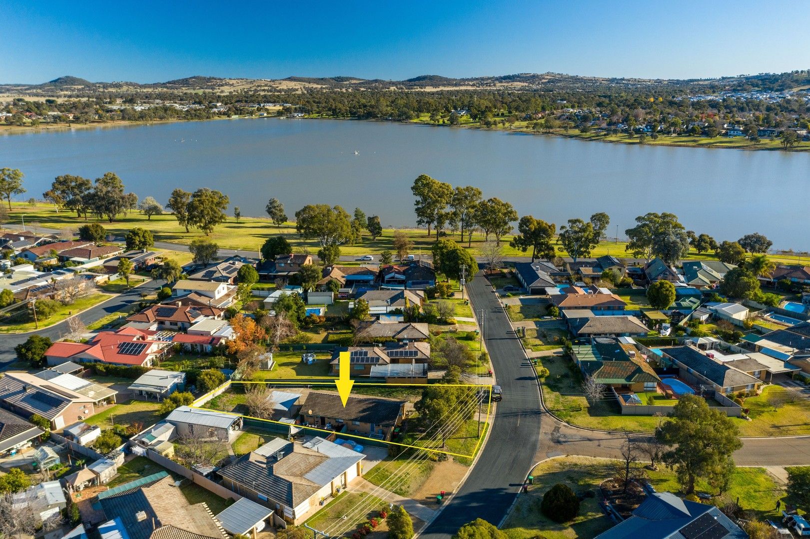 1 & 2/50 Geneva Crescent, Lake Albert NSW 2650, Image 0