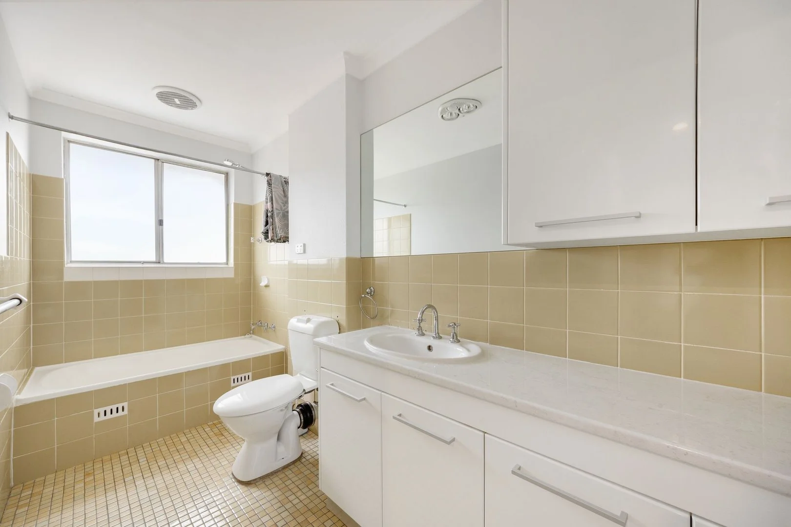 Additional image 6 of 15/15 Crest Road, Crestwood NSW 2620