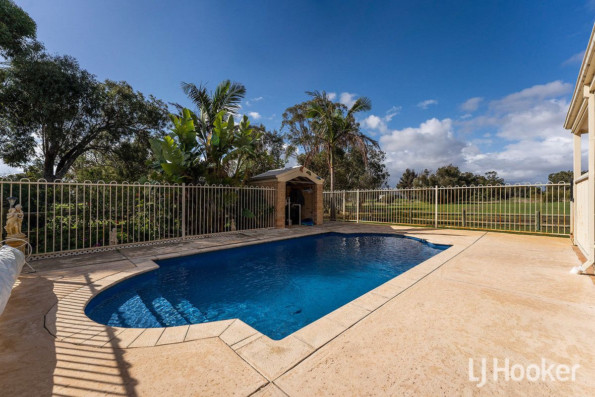 17 Hanover Way, West Pinjarra WA 6208 House for Sale Domain