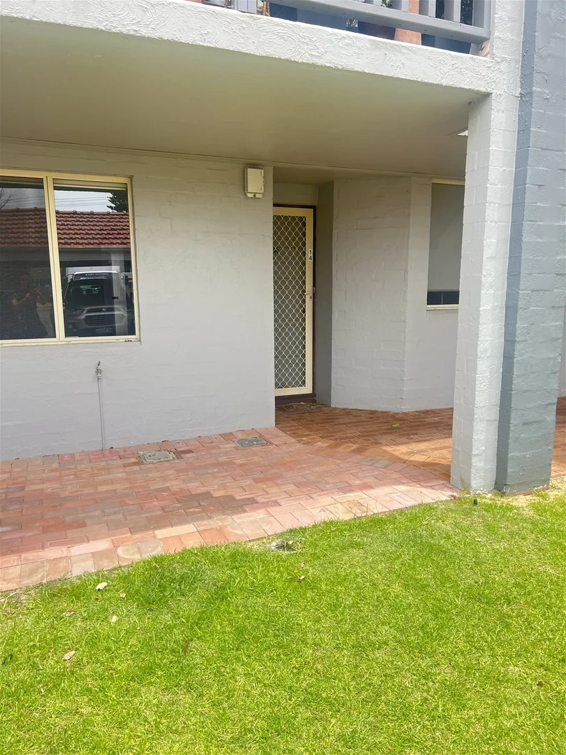 Image 10