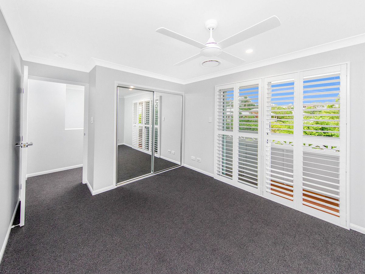 2/2 Quinn Street, Toowong QLD 4066, Image 2