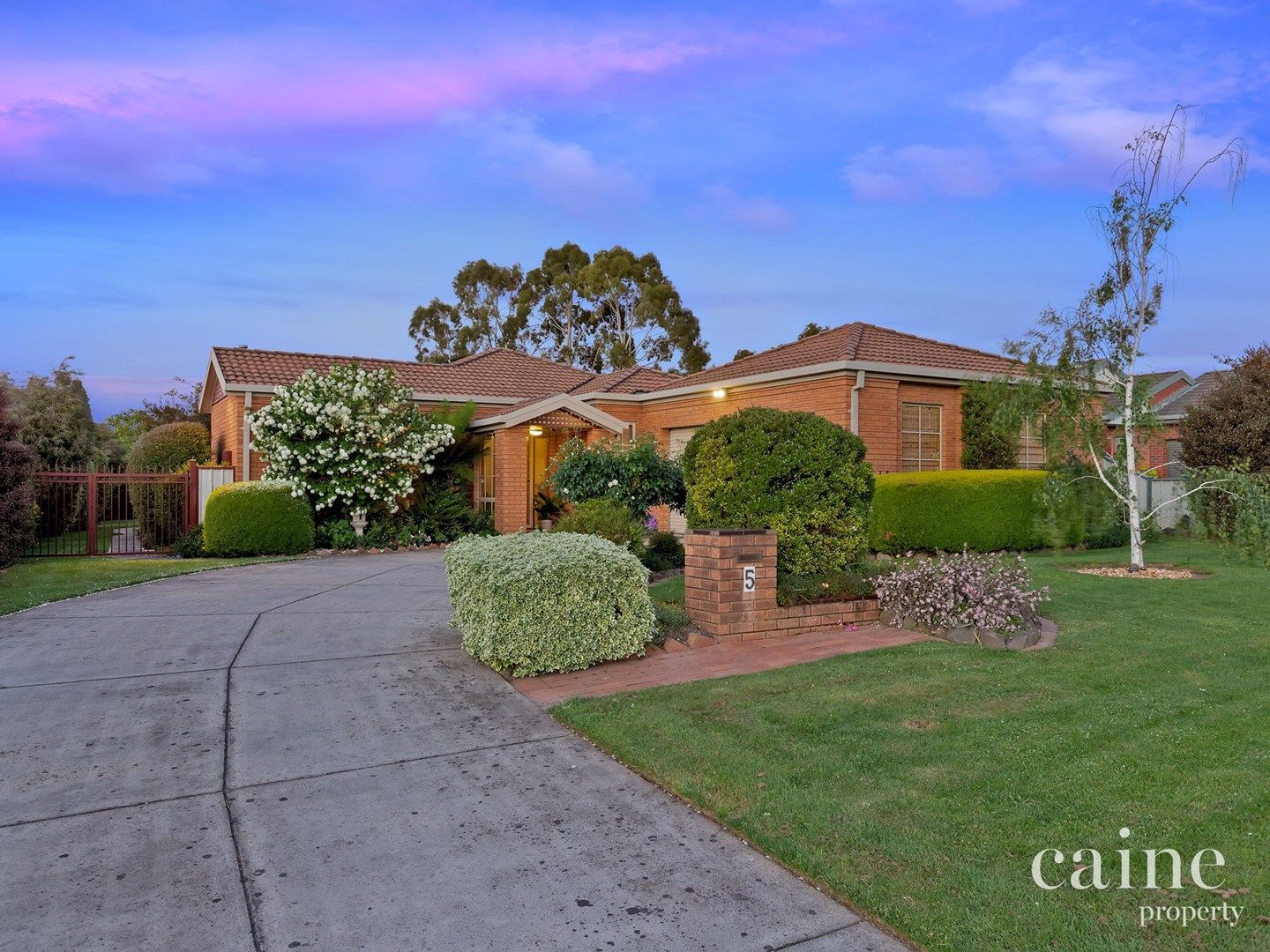 5 Golf View Drive, Invermay Park VIC 3350, Image 0