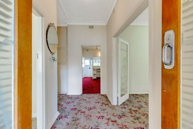 305 Cross Road, Clarence Gardens SA 5039, Image 1