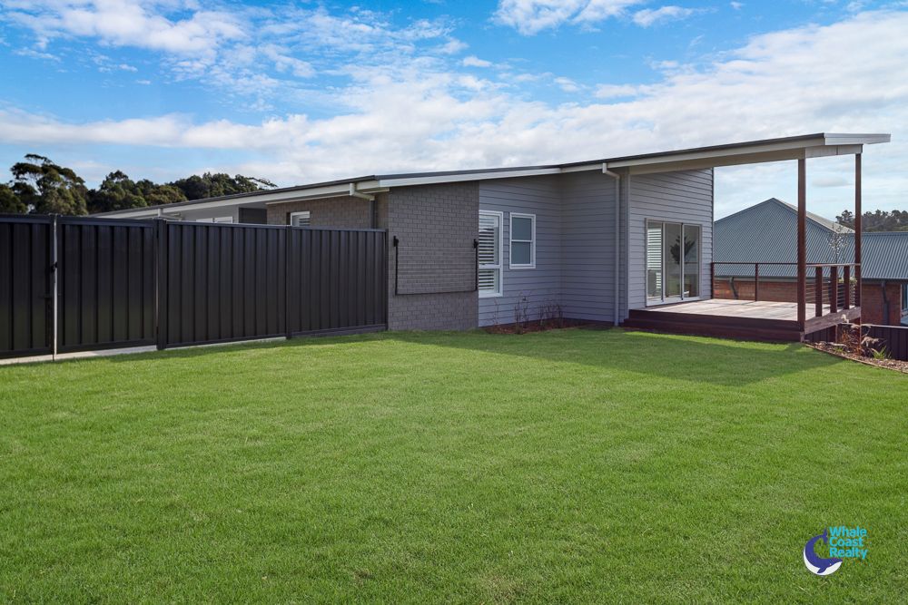 47B Warbler Crescent, North Narooma NSW 2546, Image 2