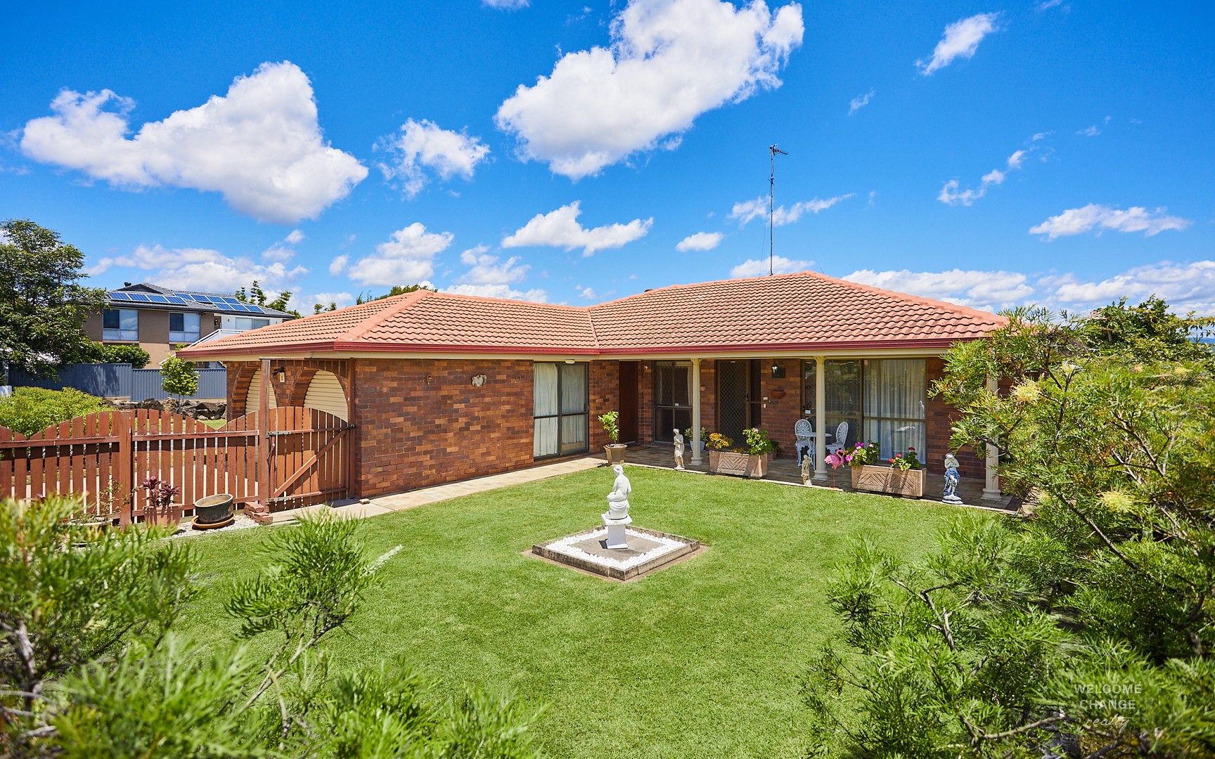 2 Kallaroo Crescent, Ashmore QLD 4214, Image 0