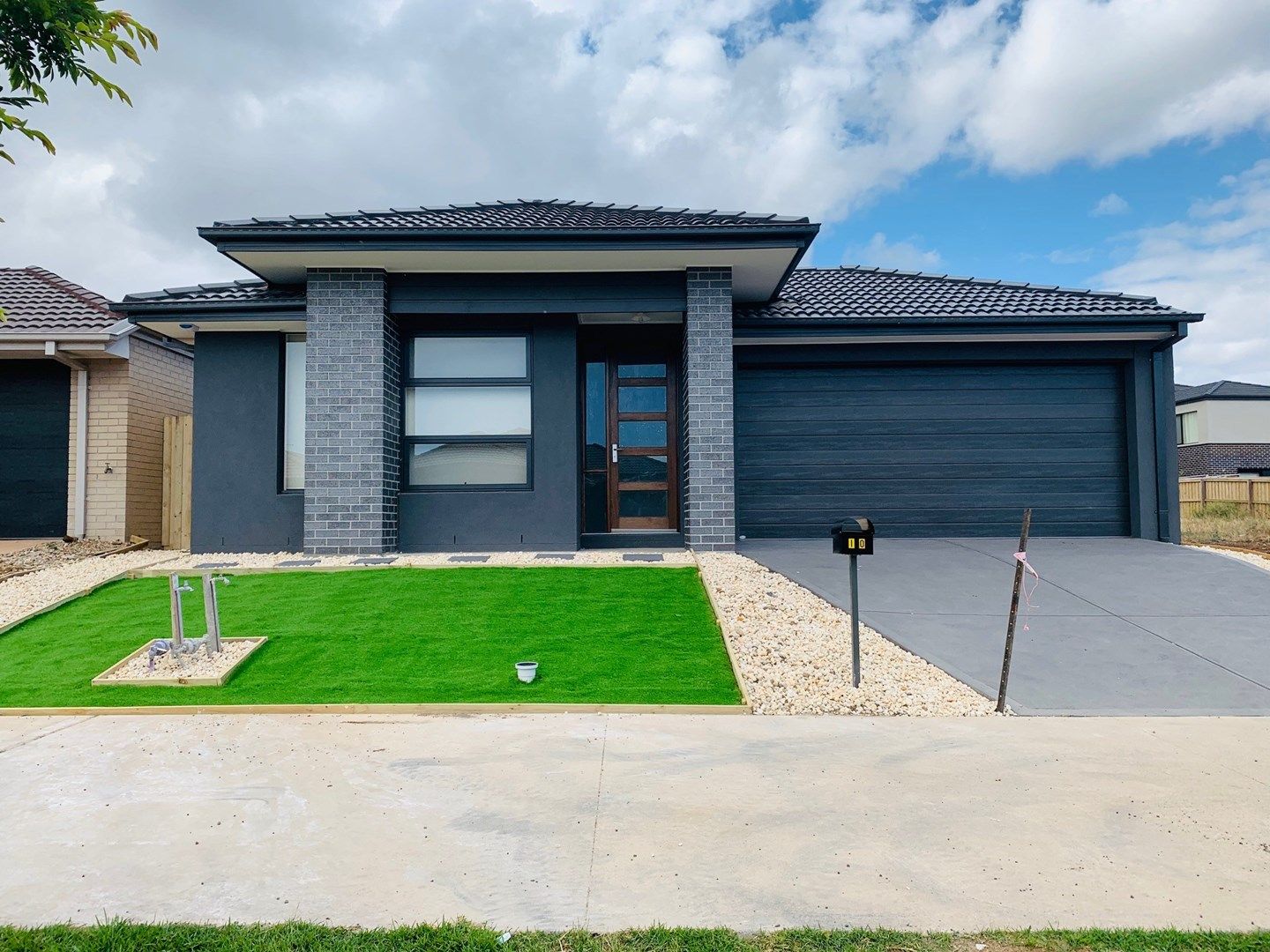 4 bedrooms House in 10 Horatio Street POINT COOK VIC, 3030