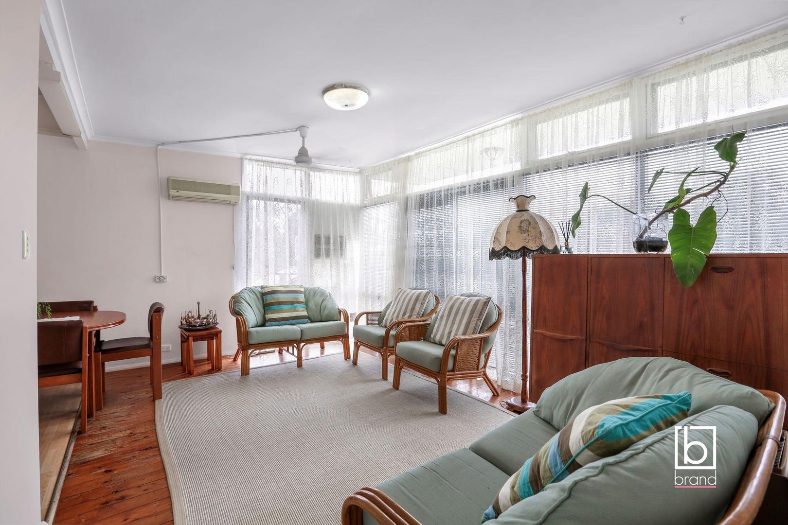 9 Buckland Avenue, Kanwal NSW 2259 Domain