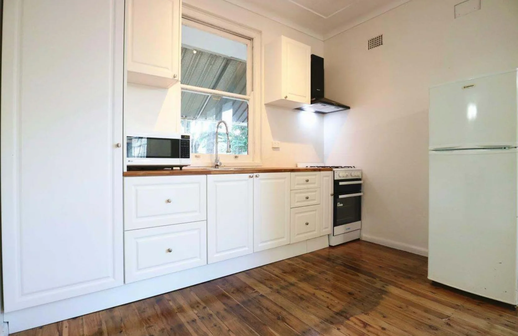 Additional image 5 of 216 Burnett St, Parramatta NSW 2150