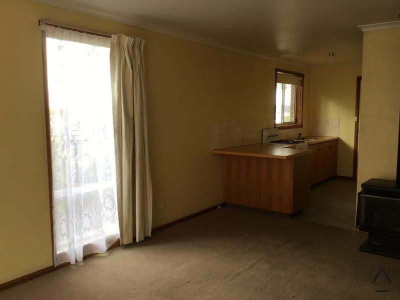 4/29 Michael Street, Summerhill TAS 7250 Apartment For Rent 430