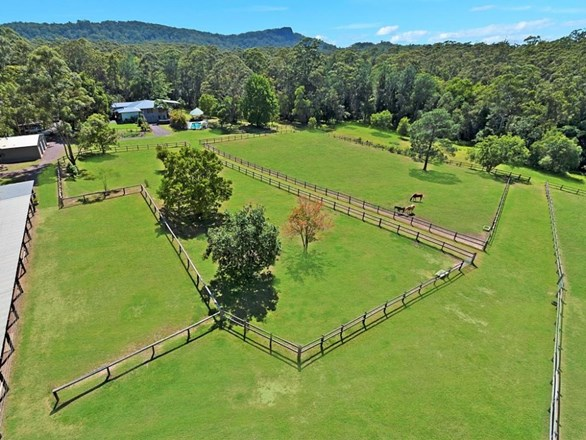 136 Gumboil Road, Tinbeerwah QLD 4563