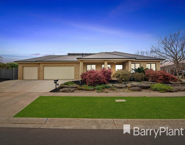 17 Eildon Avenue, Manor Lakes VIC 3024