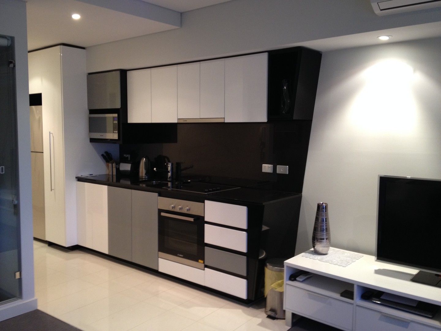 1 bedrooms Apartment / Unit / Flat in 18/101 Murray Street PERTH WA, 6000
