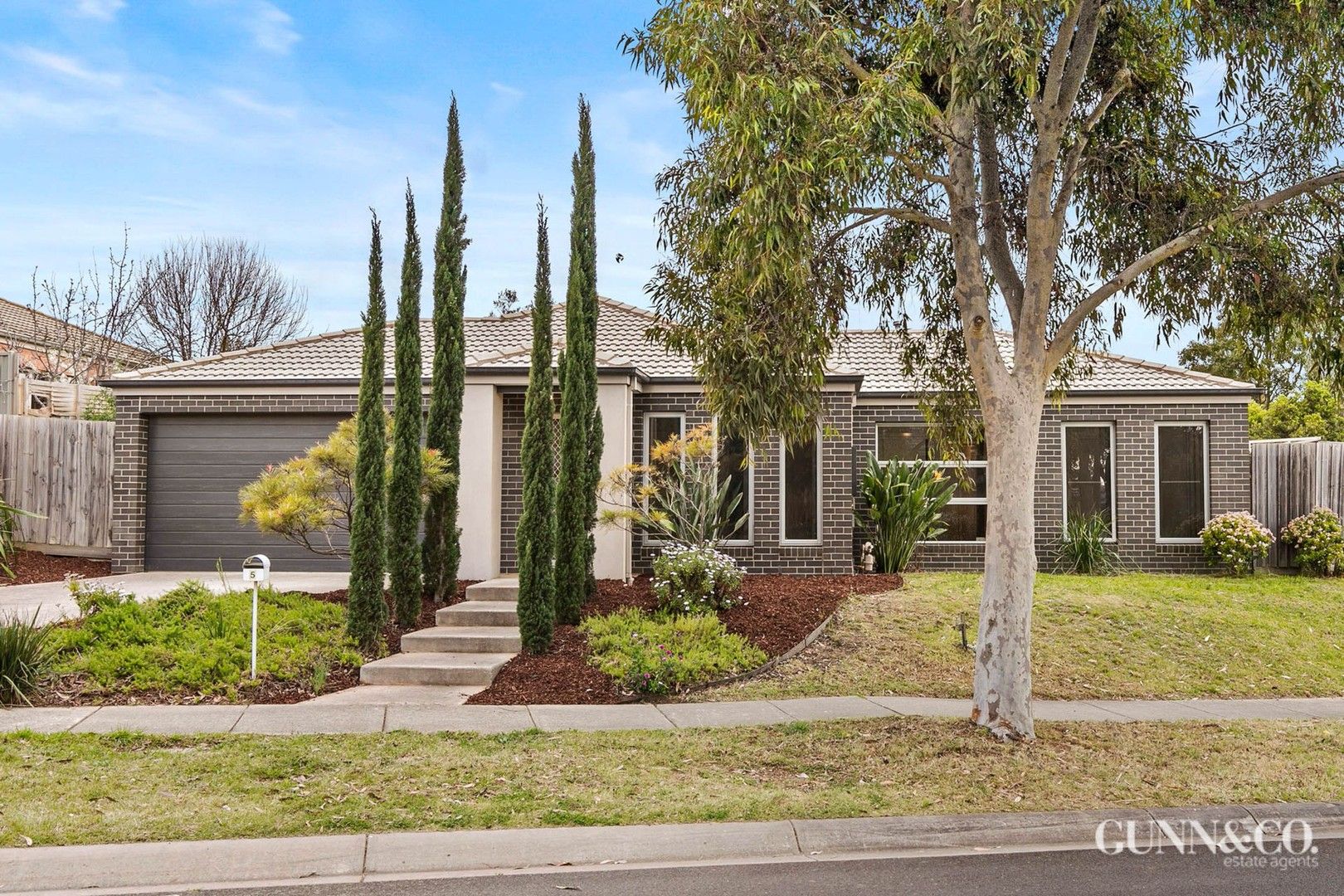 3 bedrooms House in 5 Silverdale Drive DARLEY VIC, 3340