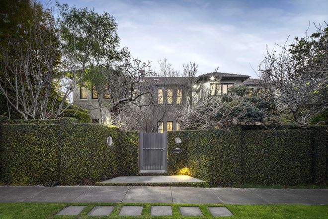 Picture of 17 Balmerino Avenue, TOORAK VIC 3142