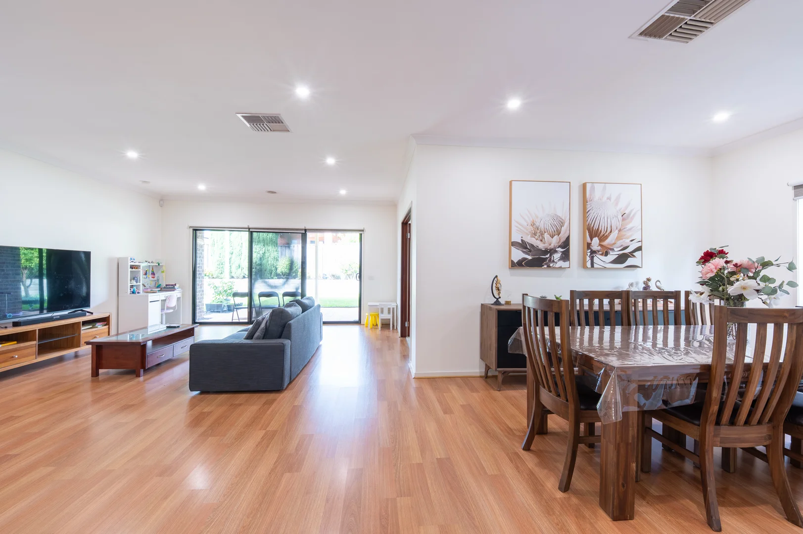 Additional image 12 of 24 Cairn Drive, South Morang VIC 3752