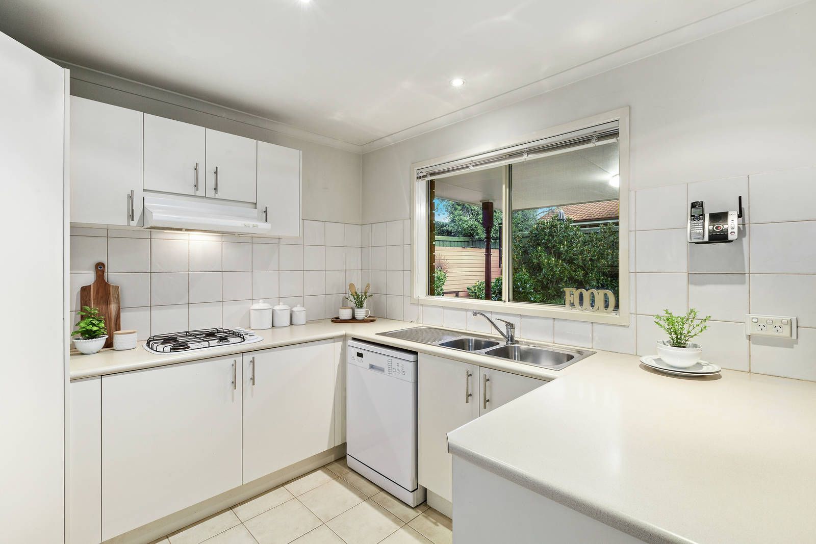 11 Marong Terrace, Forest Hill VIC 3131, Image 2