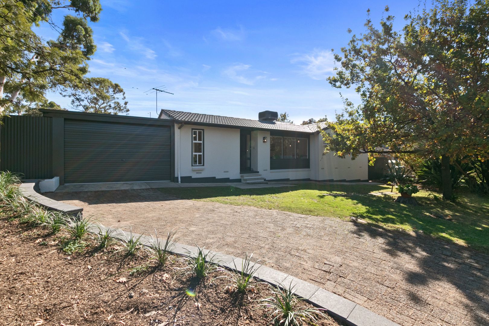 5 Milan Crescent, Hackham West SA 5163, Image 2