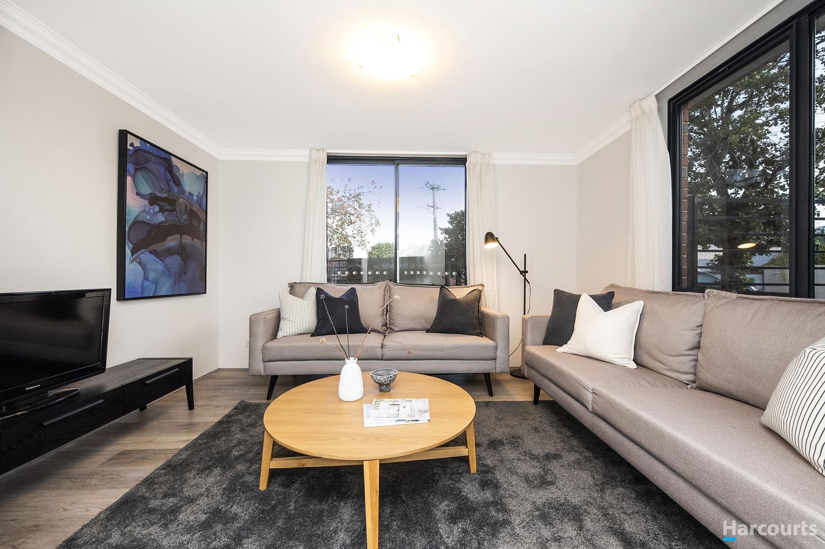 1/104 Scarborough Beach Road, Mount Hawthorn WA 6016, Image 2