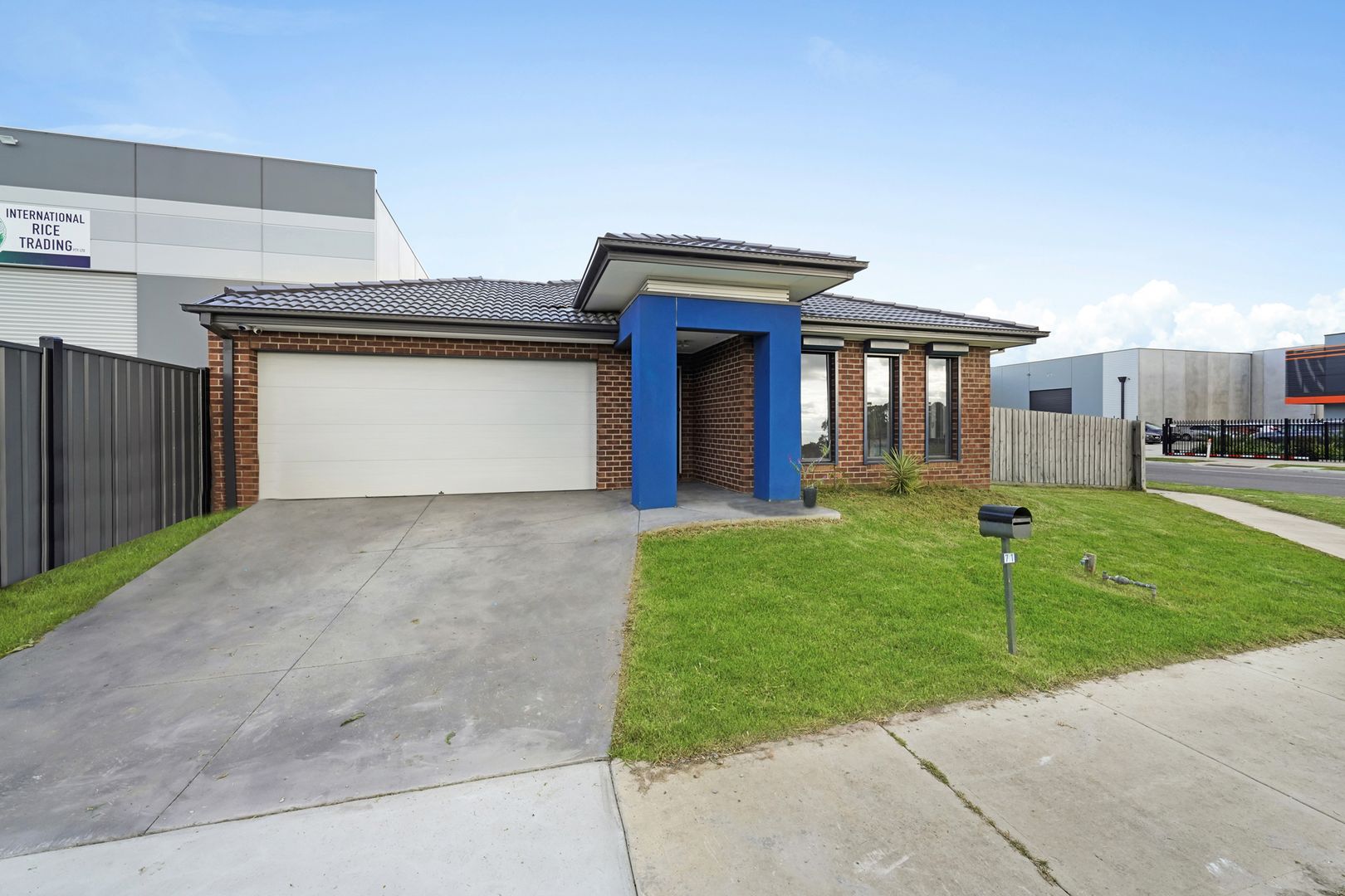 71 Fergus Lane, Cranbourne West VIC 3977, Image 1