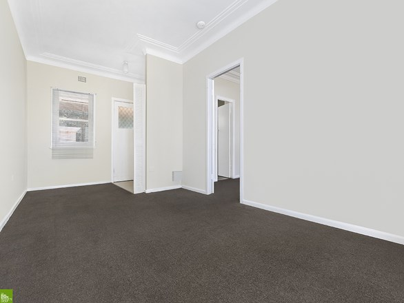 2/35 Thames Street, West Wollongong NSW 2500