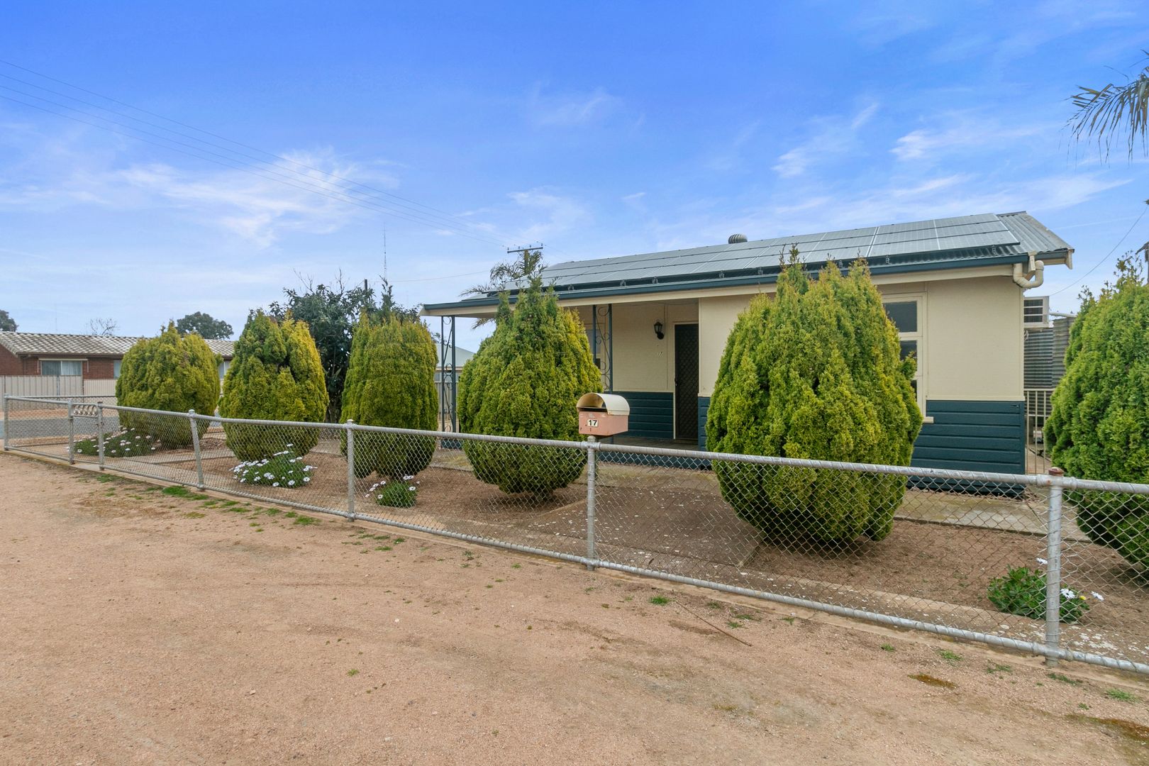 17 Young St, Wallaroo SA 5556, Image 2