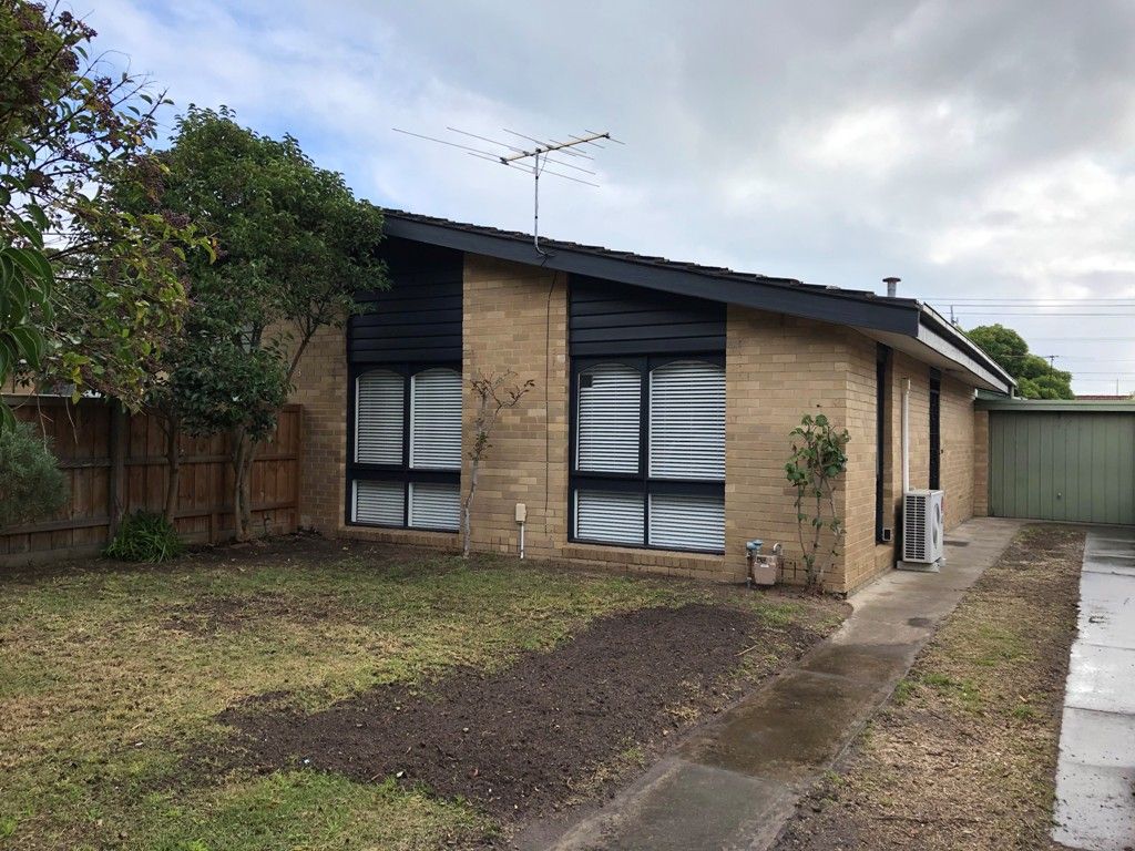 2 bedrooms Apartment / Unit / Flat in 1/23 Nepean Avenue HAMPTON EAST VIC, 3188