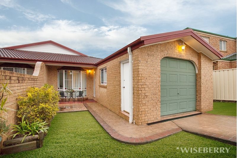 42 Bromley Court, Lake Haven NSW 2263, Image 0