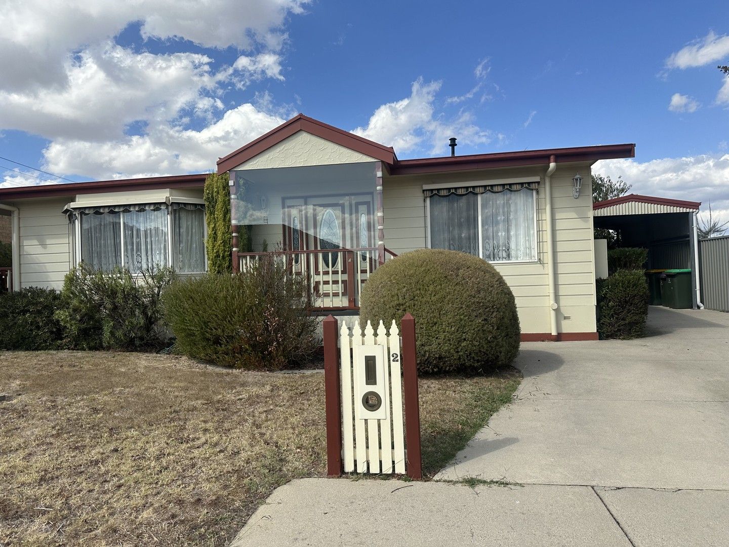 2 bedrooms House in 2 Petjuli Street ELLIMINYT VIC, 3250