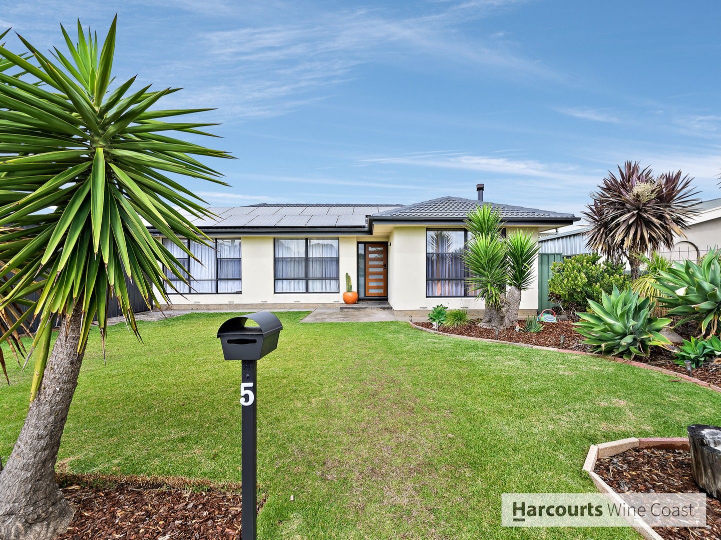 5 Kwinana Crescent, Port Noarlunga South SA 5167, Image 0