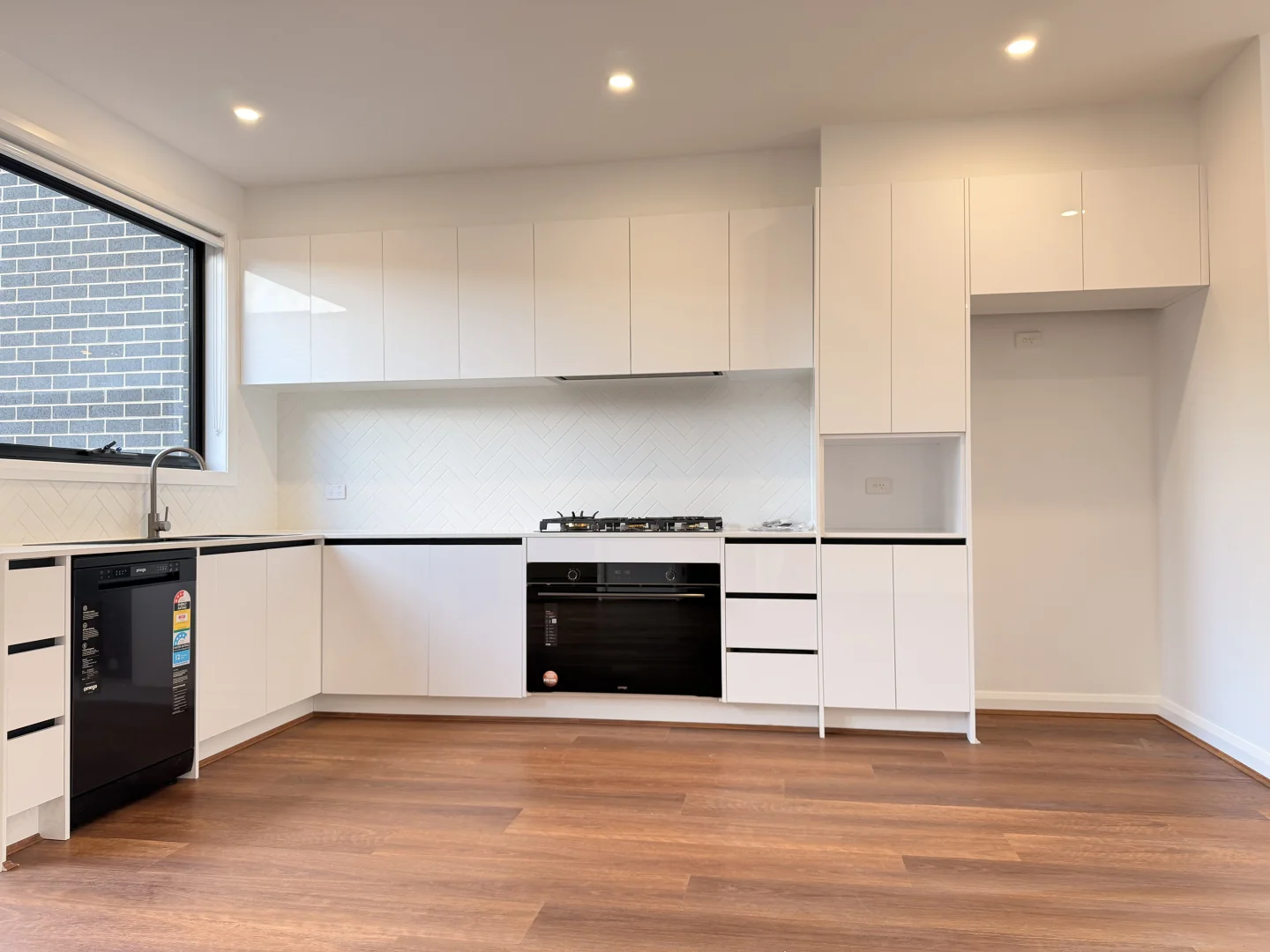 Additional image 3 of 5/31-33 Westall Street, Thomastown VIC 3074