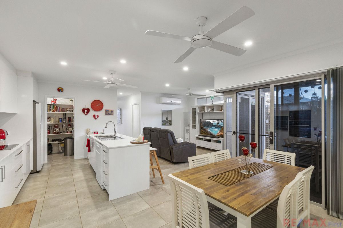 1/27 Verde Circuit, Caloundra West QLD 4551, Image 2