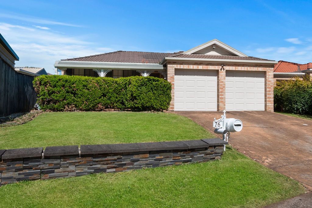 4 bedrooms House in 76 Amsterdam Street OAKHURST NSW, 2761