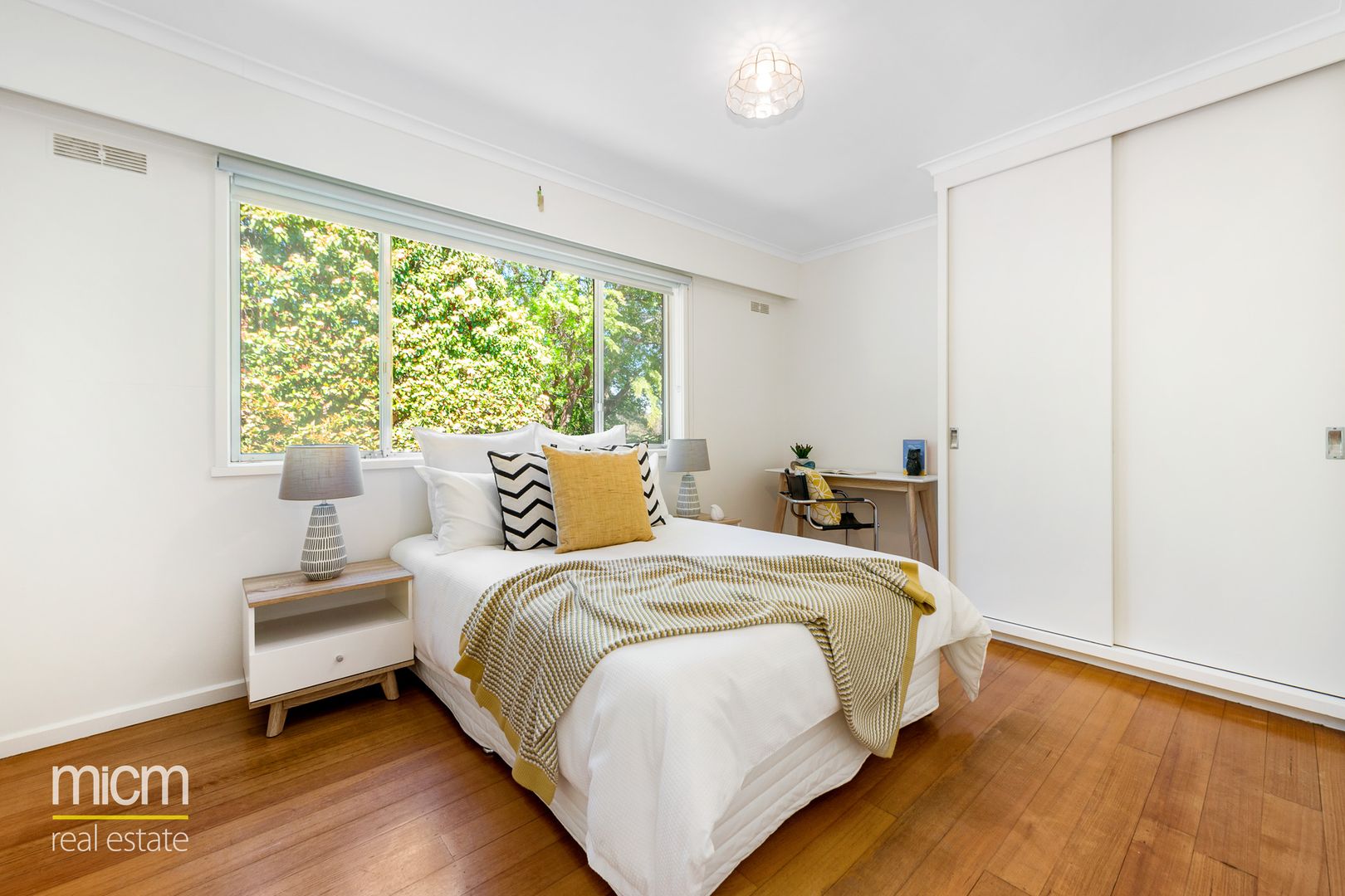 1/3 High Road, Camberwell VIC 3124, Image 2