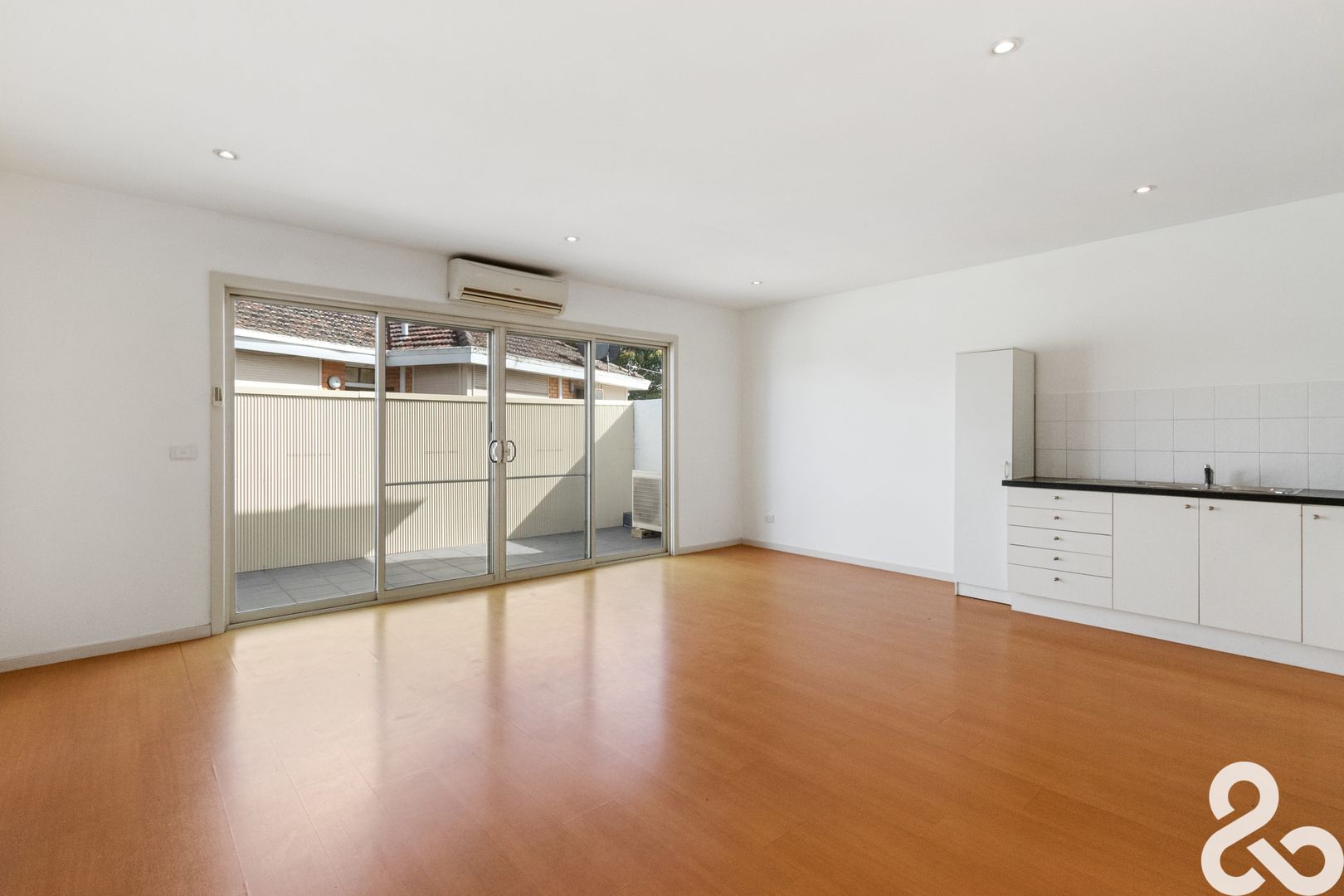 2/949 Plenty Road, Kingsbury VIC 3083 Apartment For Rent Domain