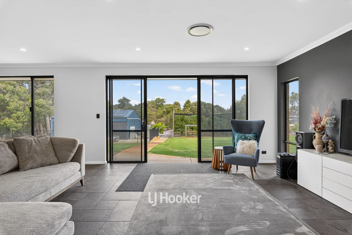 Additional image 10 of 6 Weller Loop, Leschenault WA 6233