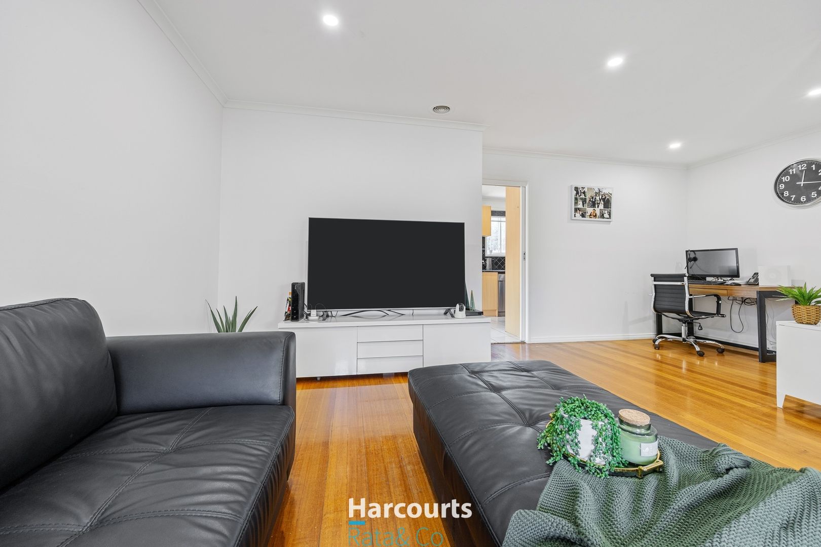 27 Nolan Drive, Epping VIC 3076, Image 2