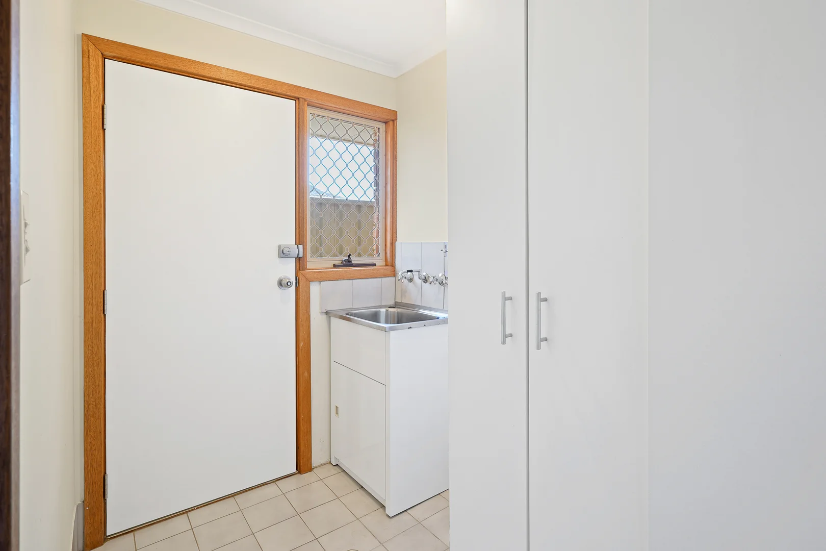 Additional image 9 of 2/15 Eugene Crescent, Parafield Gardens SA 5107