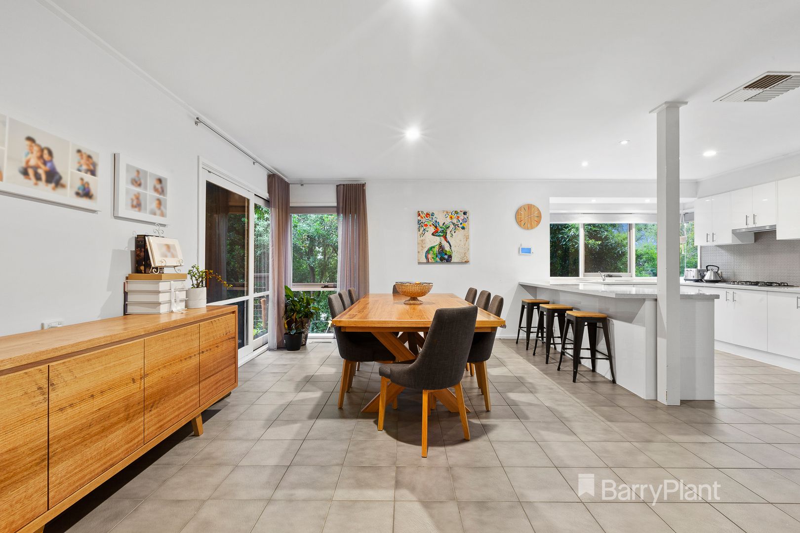 23 Howgate Court, Eltham VIC 3095, Image 2