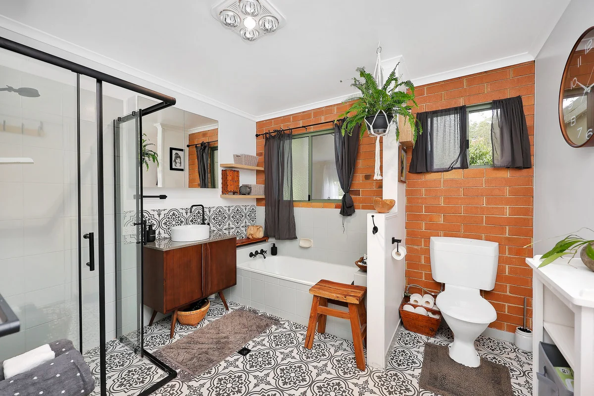 Additional image 8 of 18-20 Gina Court, Burrum Heads QLD 4659